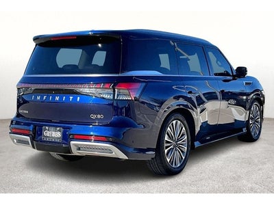 2025 INFINITI QX80 LUXE