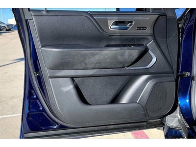 2025 INFINITI QX80 LUXE