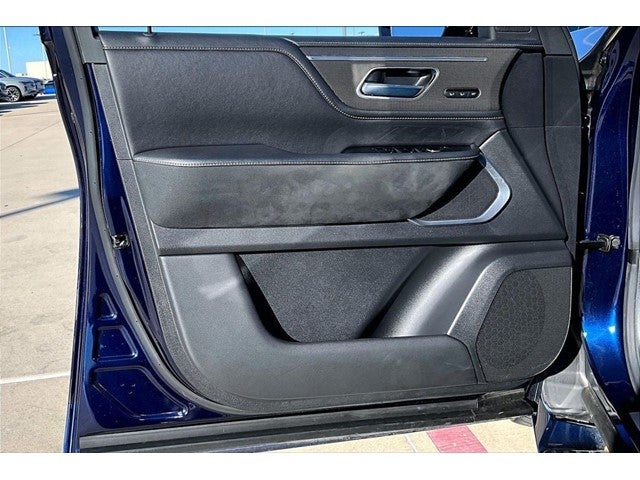 2025 INFINITI QX80 LUXE