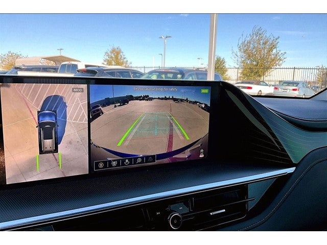 2025 INFINITI QX80 LUXE