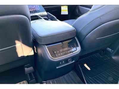 2025 INFINITI QX80 LUXE