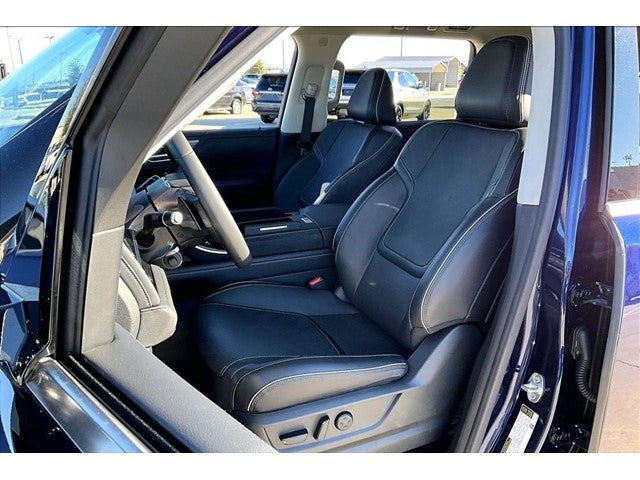 2025 INFINITI QX80 LUXE