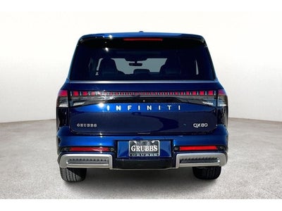 2025 INFINITI QX80 LUXE