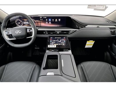 2027 INFINITI QX80 LUXE