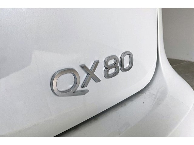 2027 INFINITI QX80 LUXE
