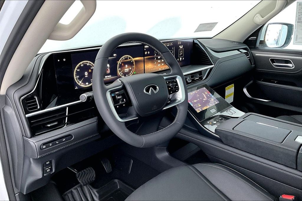 2027 INFINITI QX80 LUXE