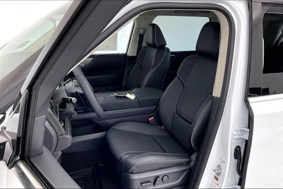 2027 INFINITI QX80 LUXE