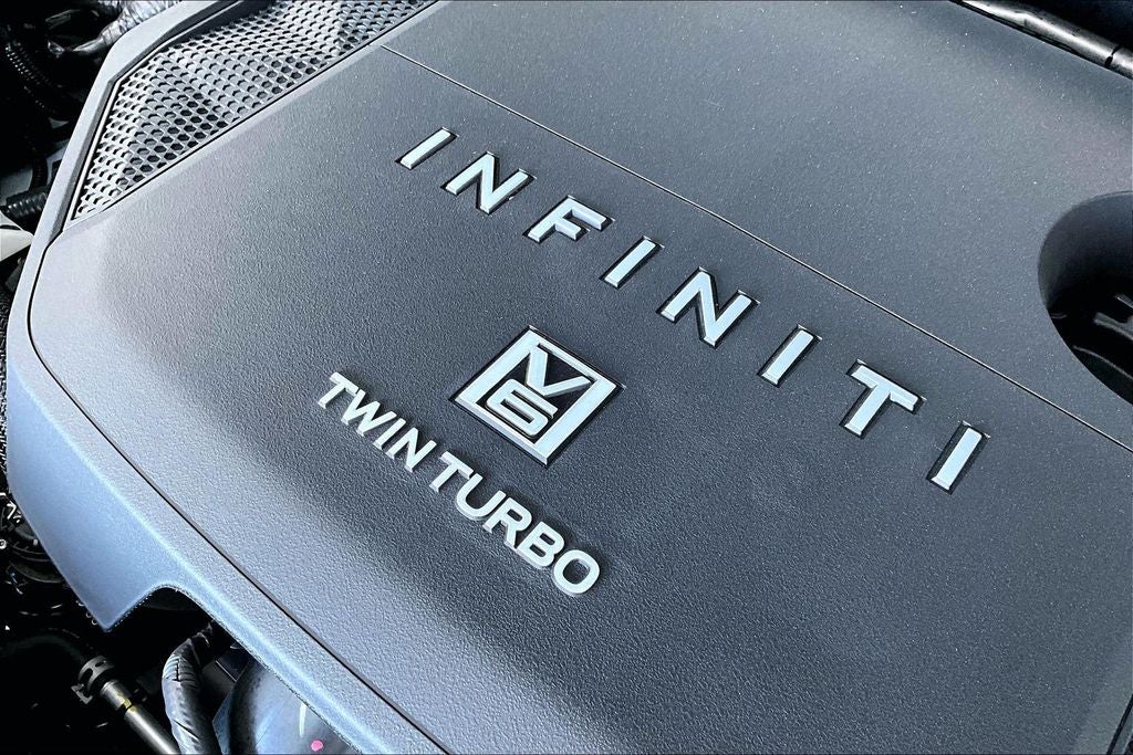 2027 INFINITI QX80 LUXE