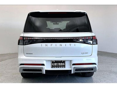 2027 INFINITI QX80 LUXE