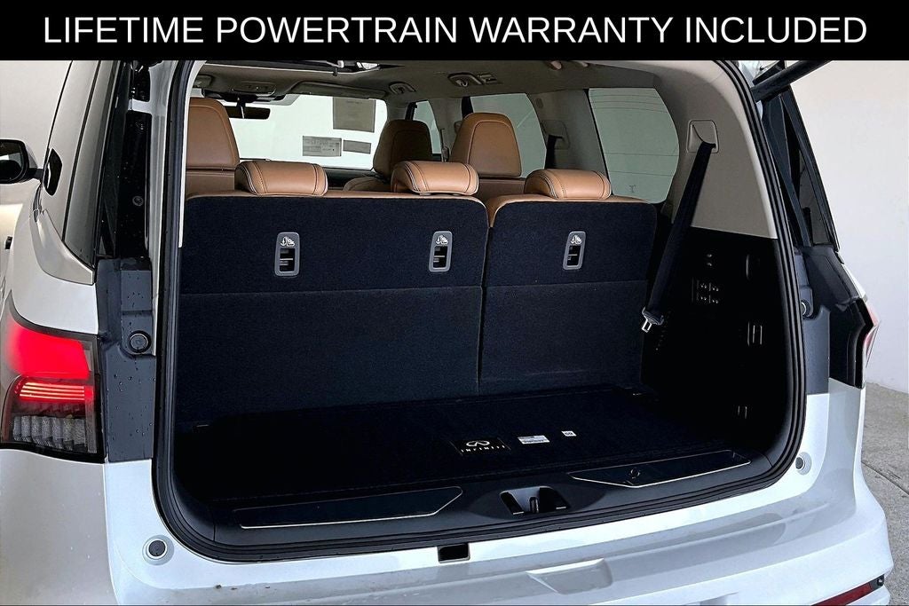 2027 INFINITI QX80 LUXE