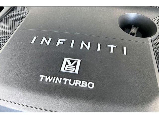 2027 INFINITI QX80 LUXE
