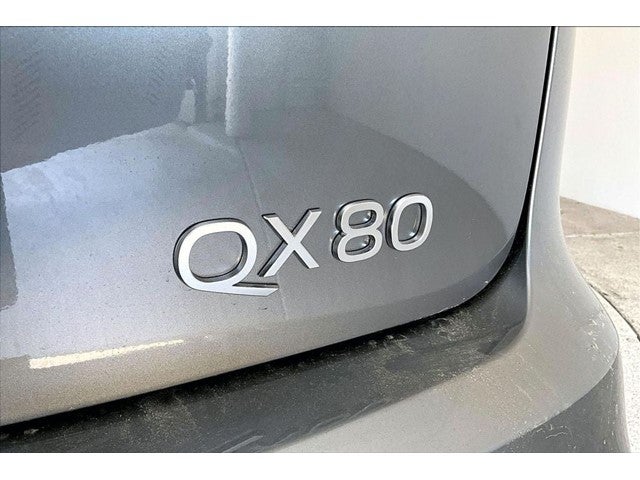 2027 INFINITI QX80 LUXE