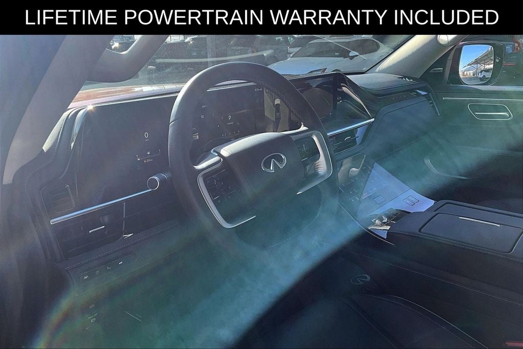 2025 INFINITI QX80 LUXE