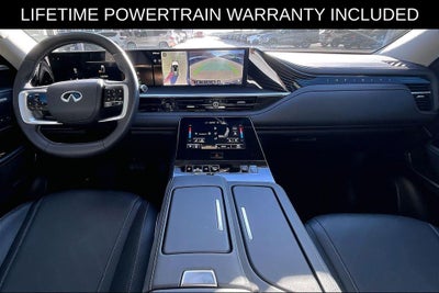 2025 INFINITI QX80 LUXE