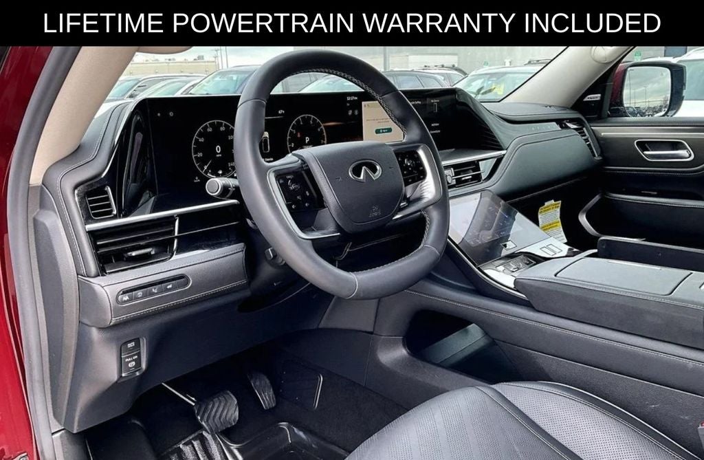 2025 INFINITI QX80 LUXE