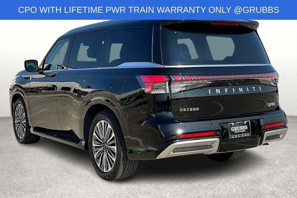 2025 INFINITI QX80 LUXE