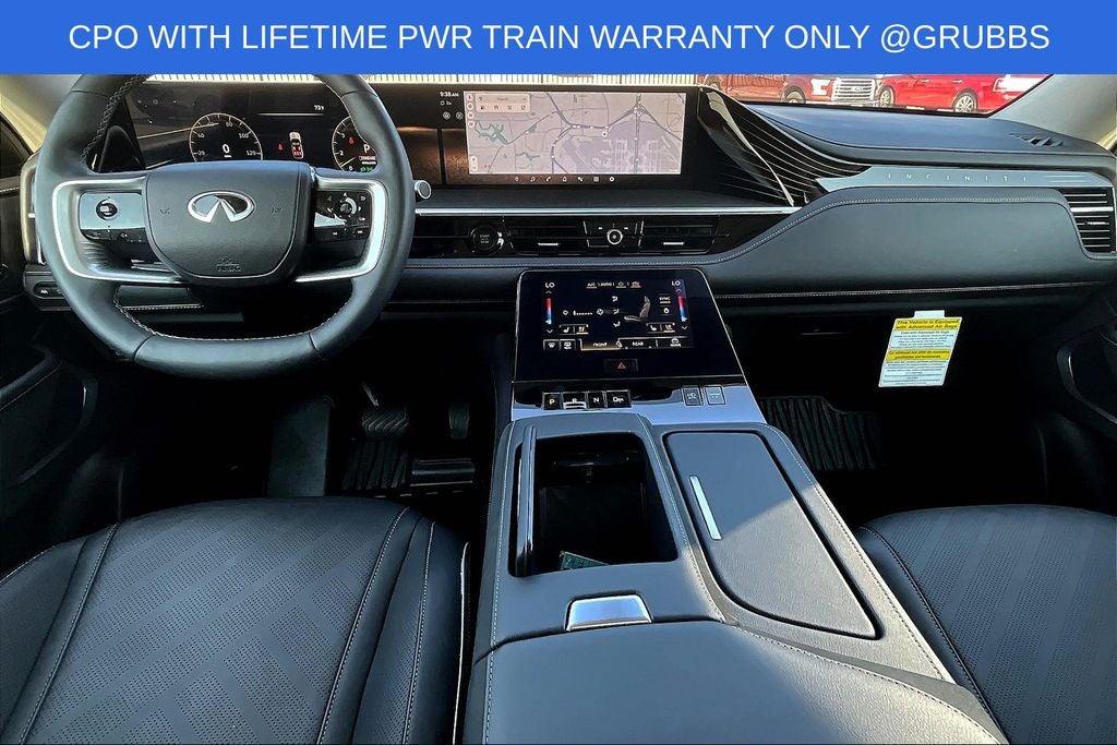 2025 INFINITI QX80 LUXE