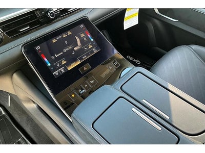 2025 INFINITI QX80 LUXE