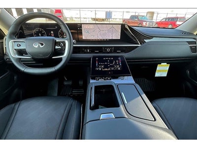 2025 INFINITI QX80 LUXE