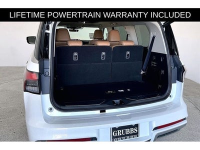 2027 INFINITI QX80 LUXE