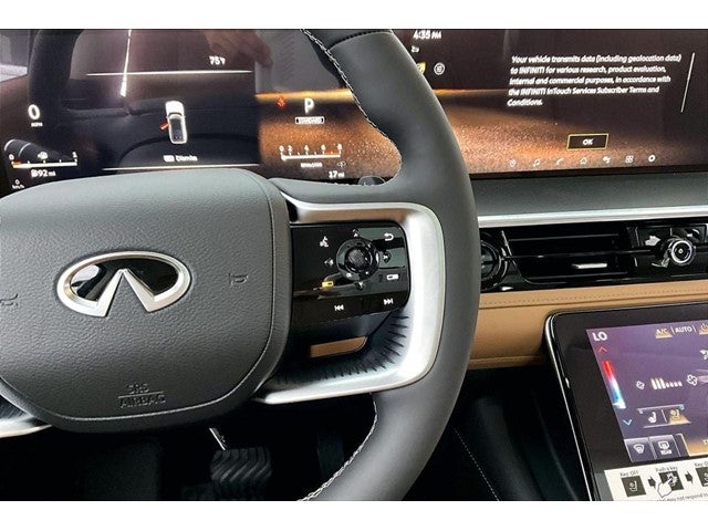 2027 INFINITI QX80 LUXE