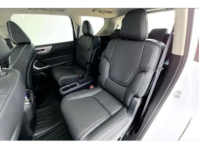 2027 INFINITI QX80 LUXE