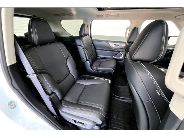 2027 INFINITI QX80 LUXE