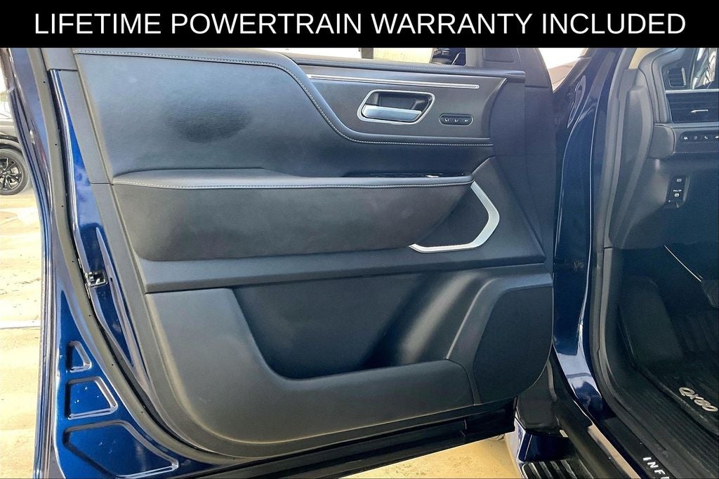 2025 INFINITI QX80 LUXE