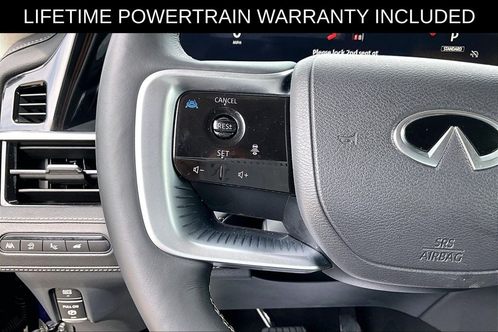 2025 INFINITI QX80 LUXE