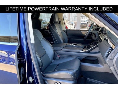 2025 INFINITI QX80 LUXE