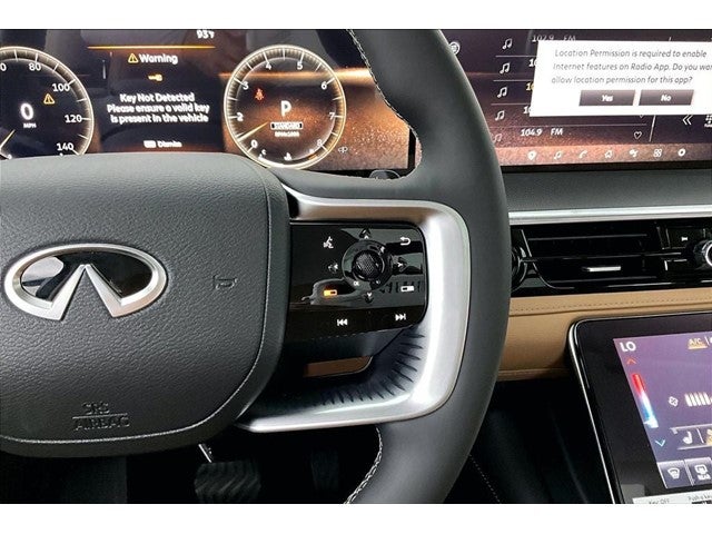 2027 INFINITI QX80 LUXE