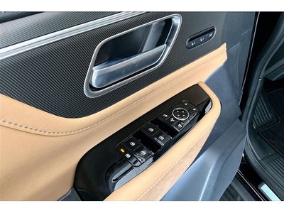 2027 INFINITI QX80 LUXE