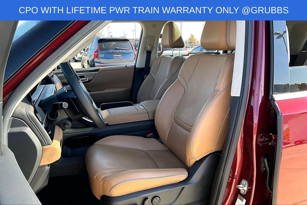 2025 INFINITI QX80 LUXE