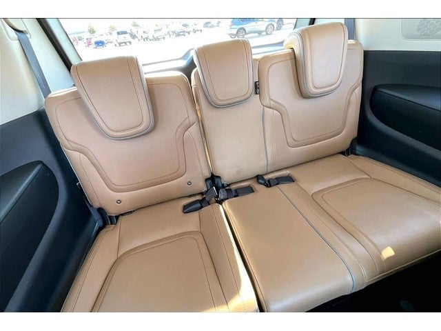 2025 INFINITI QX80 LUXE