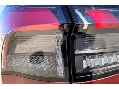 2025 INFINITI QX80 LUXE