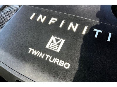 2025 INFINITI QX80 LUXE