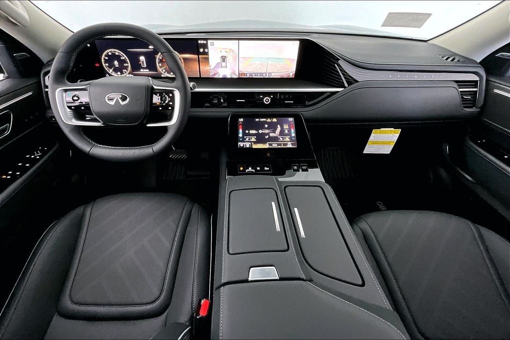 2027 INFINITI QX80 LUXE