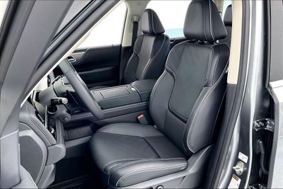 2027 INFINITI QX80 LUXE