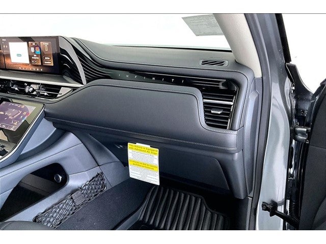 2027 INFINITI QX80 LUXE