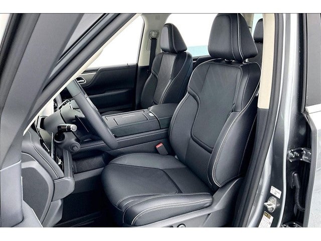 2027 INFINITI QX80 LUXE