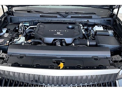2027 INFINITI QX80 LUXE
