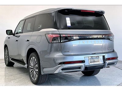 2027 INFINITI QX80 LUXE