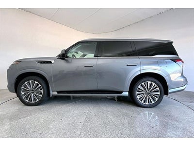 2027 INFINITI QX80 LUXE