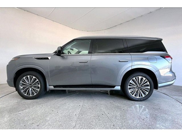 2027 INFINITI QX80 LUXE
