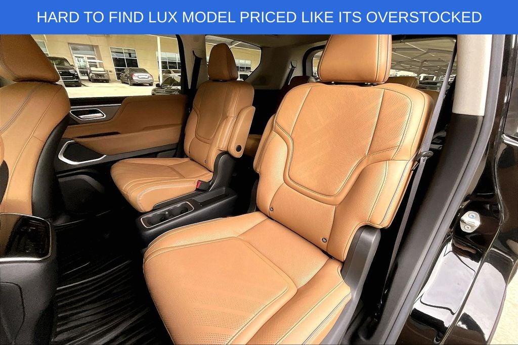 2026 INFINITI QX80 LUXE