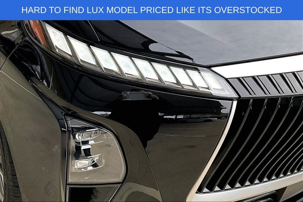 2026 INFINITI QX80 LUXE