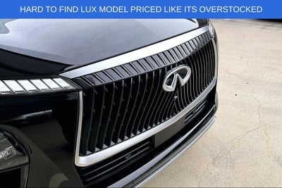 2026 INFINITI QX80 LUXE
