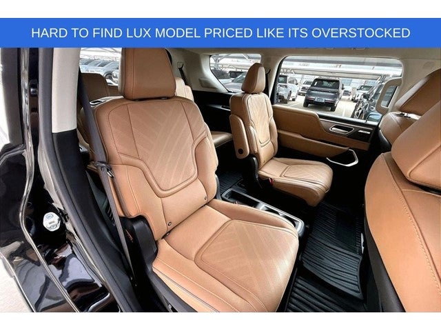 2026 INFINITI QX80 LUXE