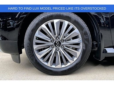 2026 INFINITI QX80 LUXE