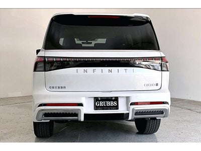 2027 INFINITI QX80 LUXE